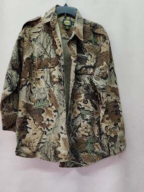 Cabela's Green & Brown Camouflage Outdoor Jacket